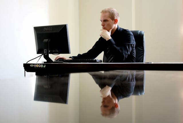 Empowering Employees: Enhancing English Language Skills with Speechify Corporate Solutions