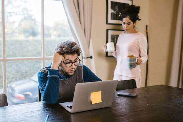 Online English classes with Speechify vs. Traditional Coaching: Which One Works Better for You?