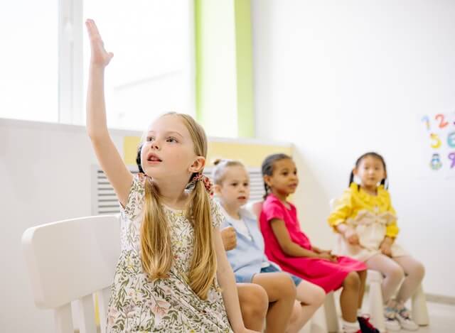 How to help your child speak confidently and fluently in English?