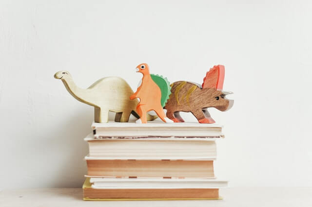 English Vocabulary building tips-Key to Reading More: Best Books for Beginners
