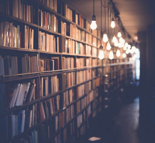 Best way to learn spoken English: Online English speaking courses vs others options