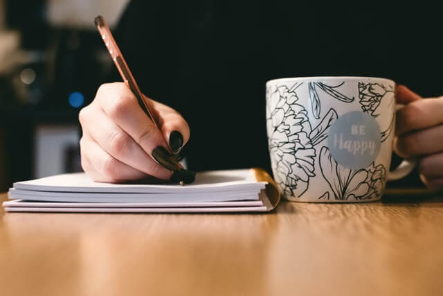 Online English communication skills: Paraphrasing vs. Summarizing vs. Quoting